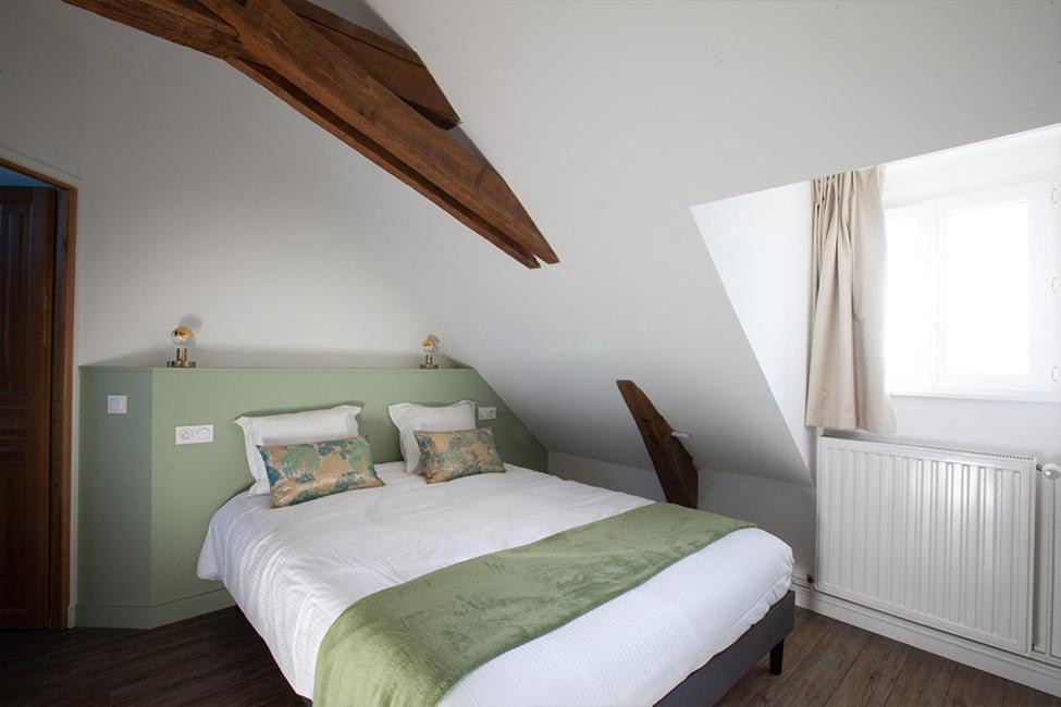Confidences Escale A Brissac Bed & Breakfast ภายนอก รูปภาพ
