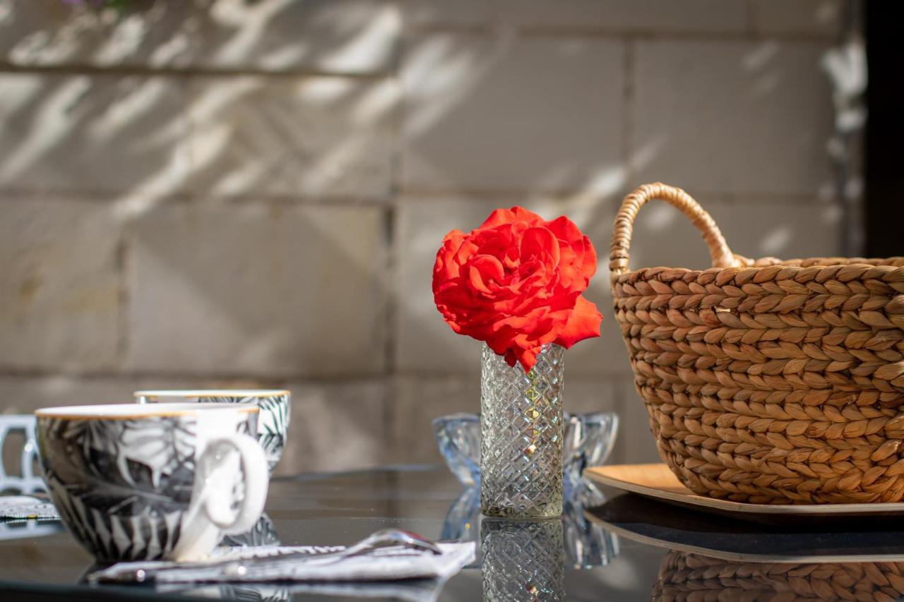 Confidences Escale A Brissac Bed & Breakfast ภายนอก รูปภาพ