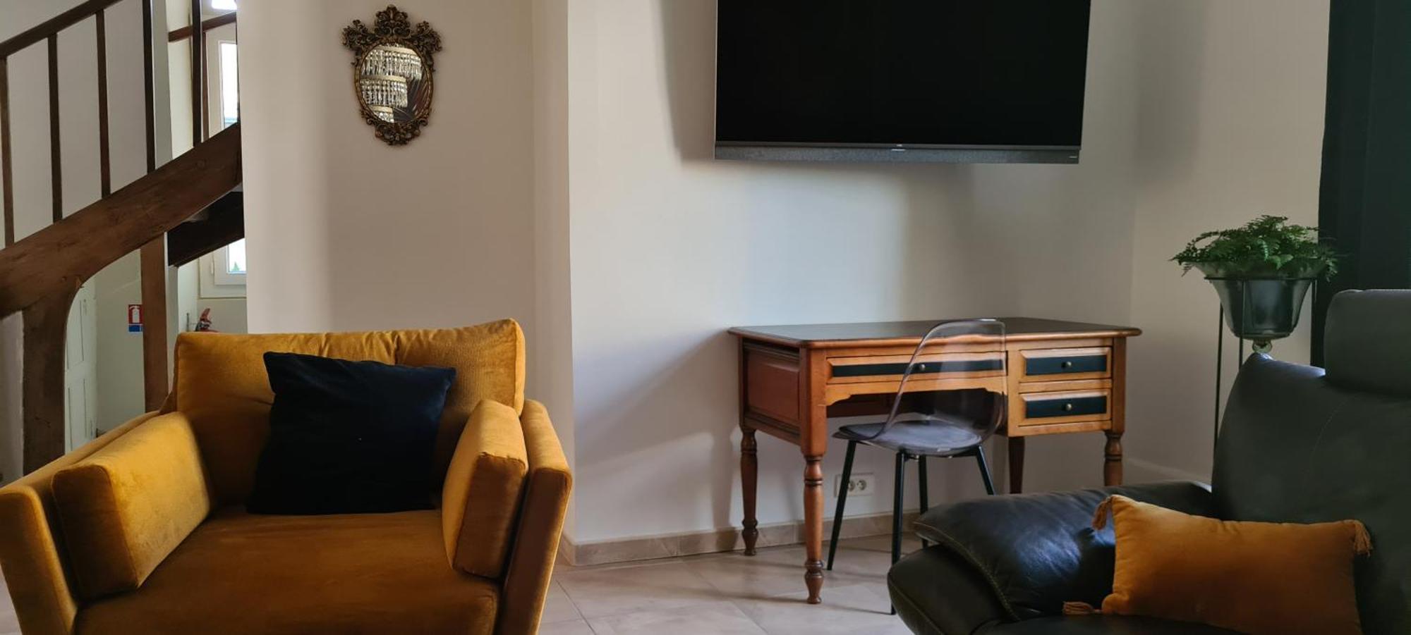 Confidences Escale A Brissac Bed & Breakfast ภายนอก รูปภาพ