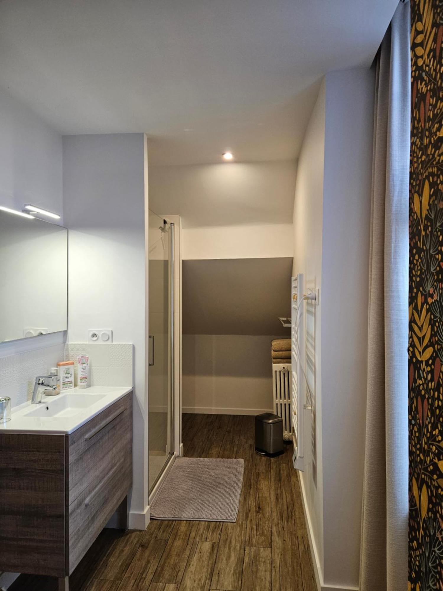 Confidences Escale A Brissac Bed & Breakfast ภายนอก รูปภาพ