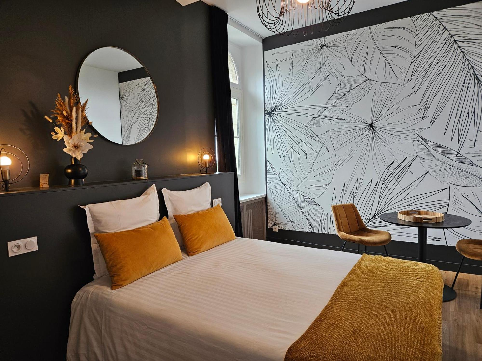 Confidences Escale A Brissac Bed & Breakfast ภายนอก รูปภาพ